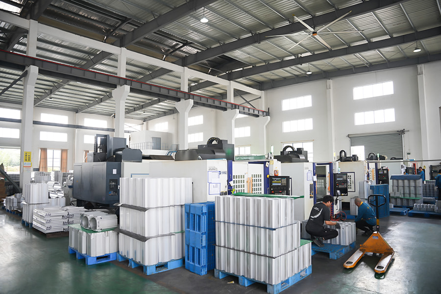 Megmunkáló központ